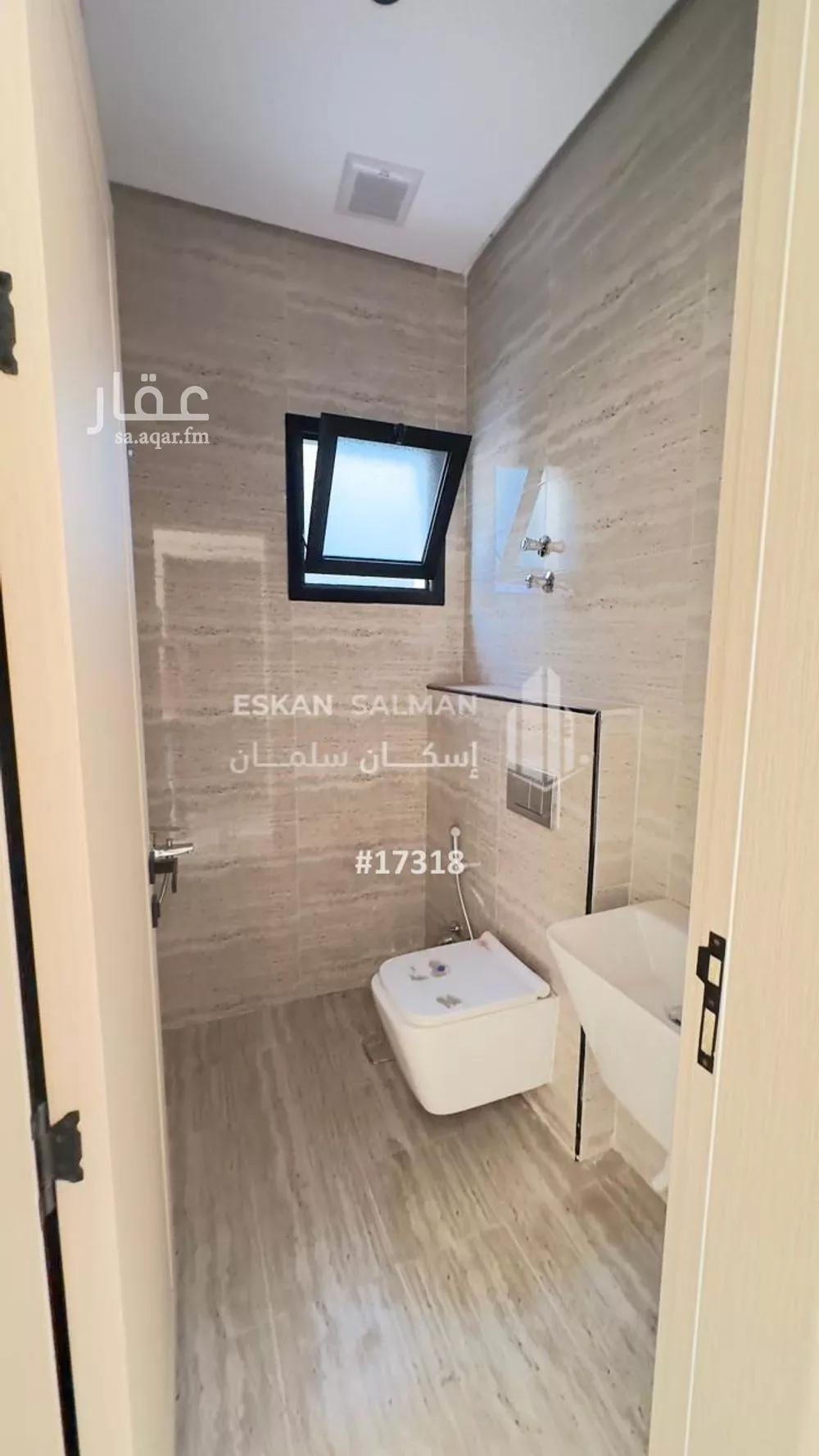 فيلا 6 غرف في العقيق 3