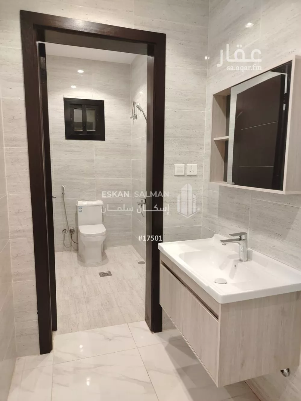 شقة 6 غرف في طيبة 5