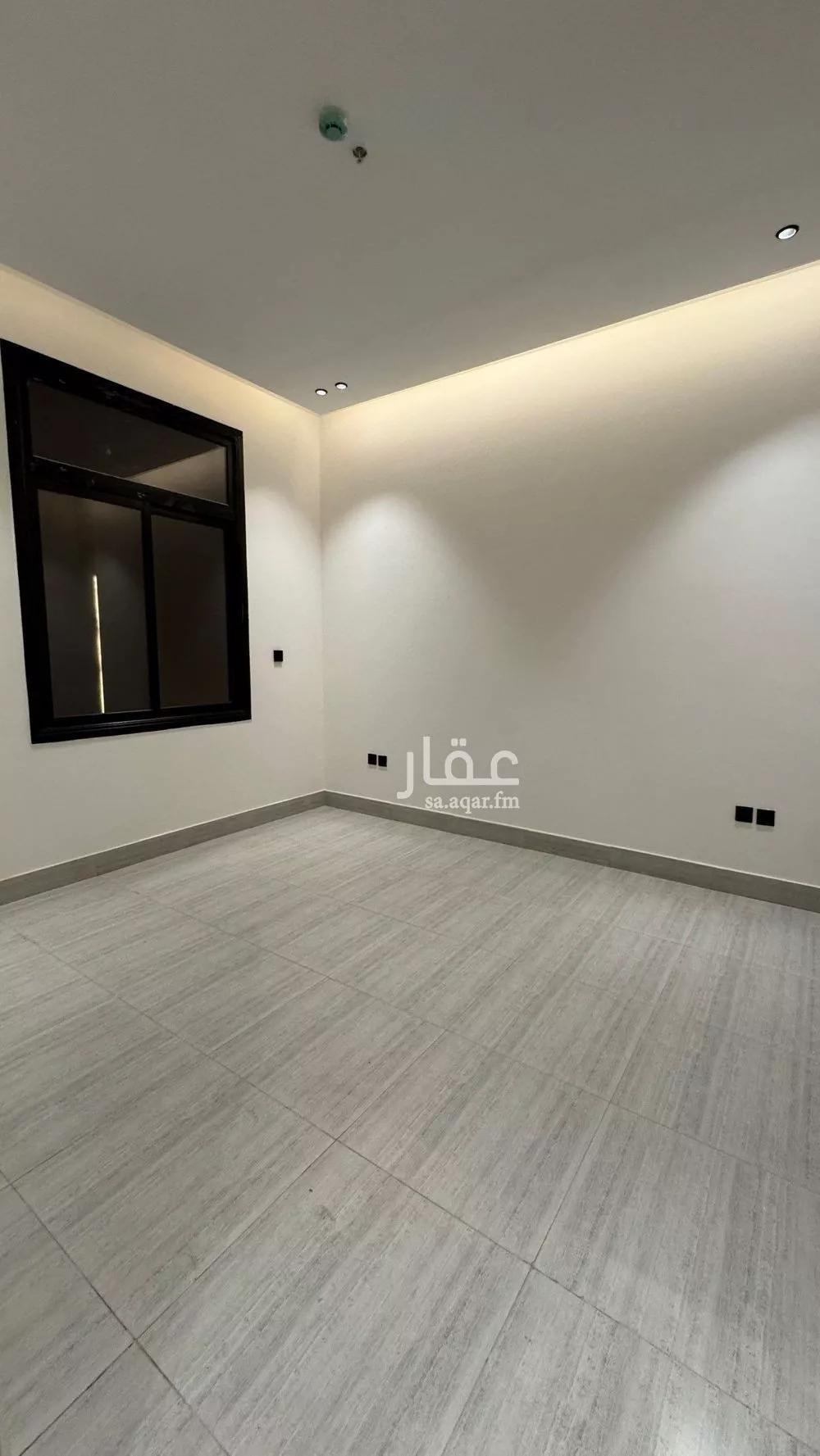 شقة 3 غرف في الرمال 1