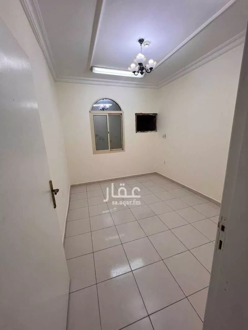 2 bedroom apartment in South Al Khobar 5