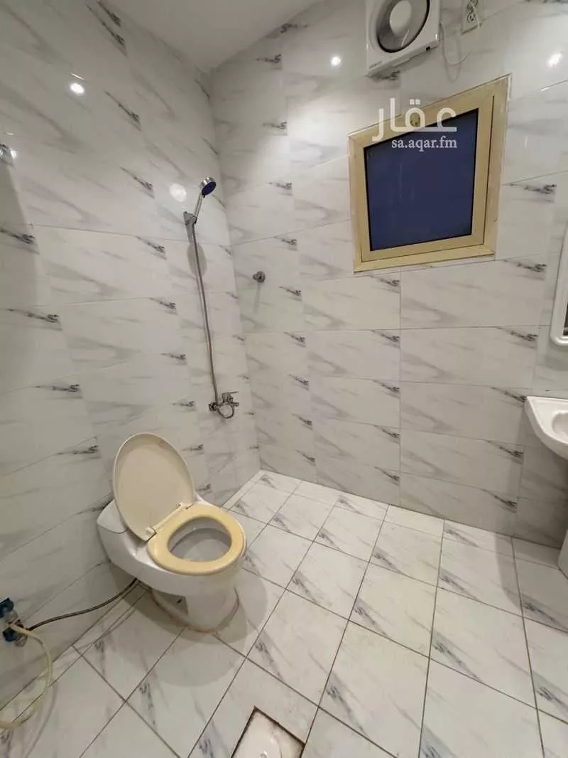 2 bedroom apartment in South Al Khobar 5