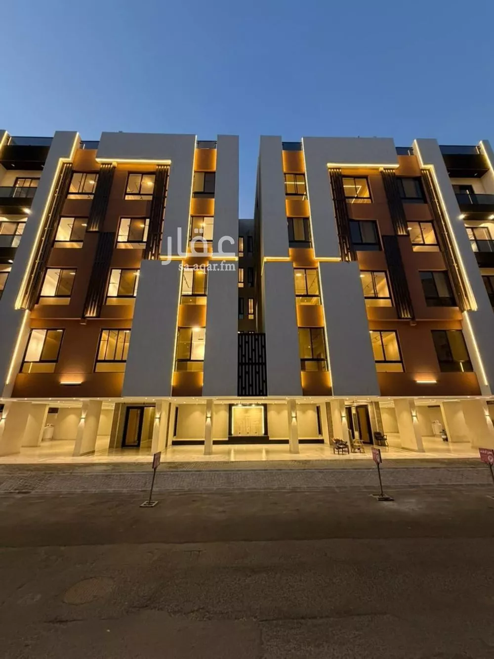 شقة 4 غرف في النزهة 2