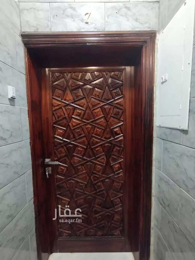 شقة 3 غرف في الاسكان 4