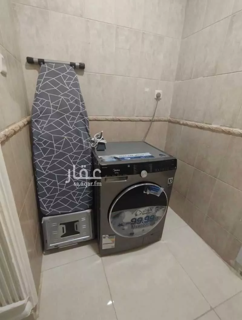 3 bedroom apartment in Al Areedh, Madinah 11
