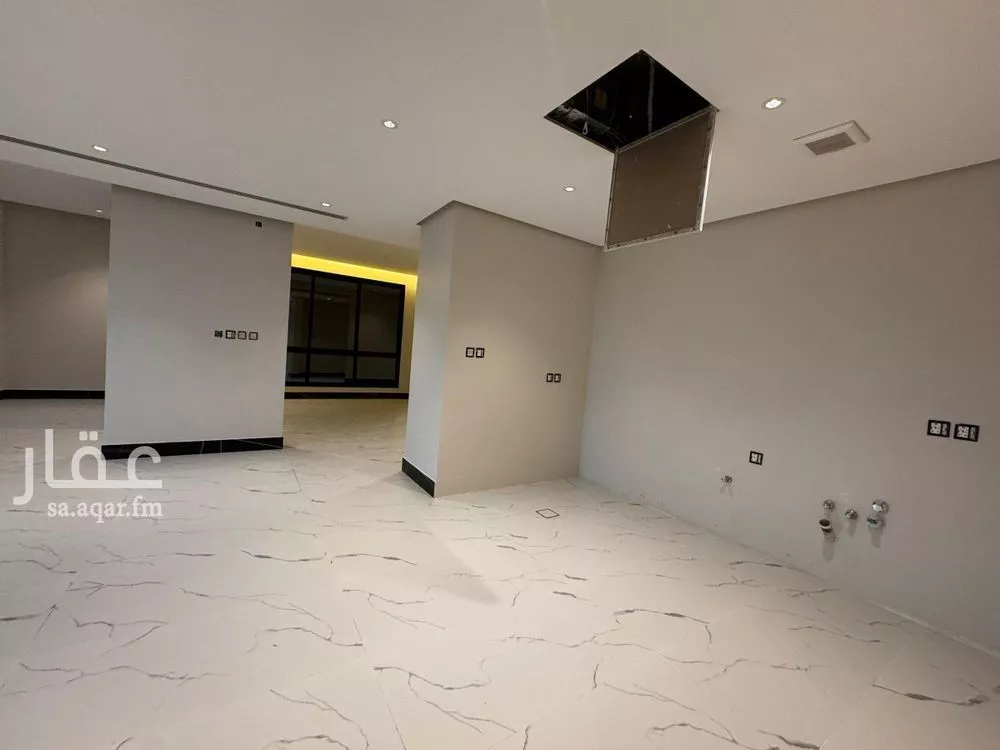 5 bedroom apartment in Ash Shati Al Gharbi 3