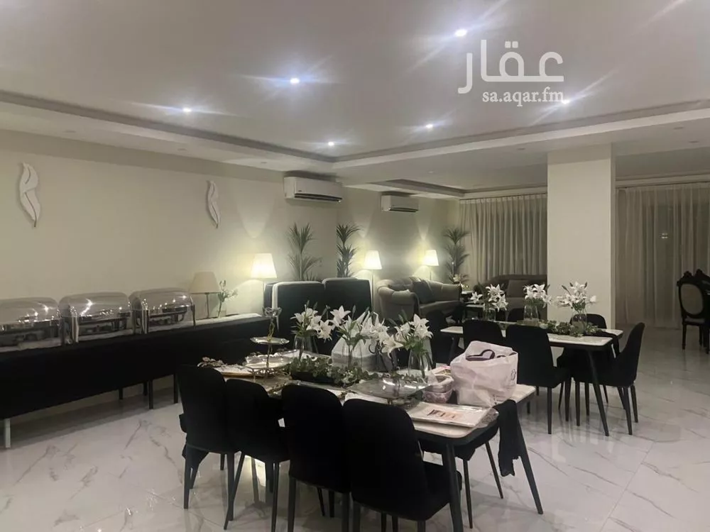 فيلا 13 غرف في الروضة 5