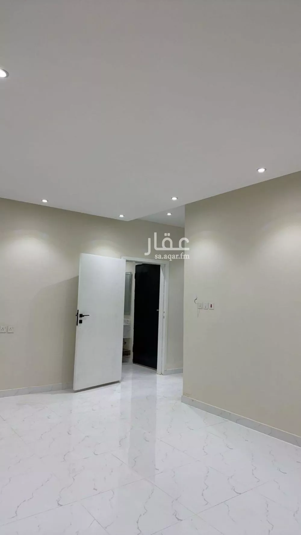 شقة 3 غرف في الرمال 3