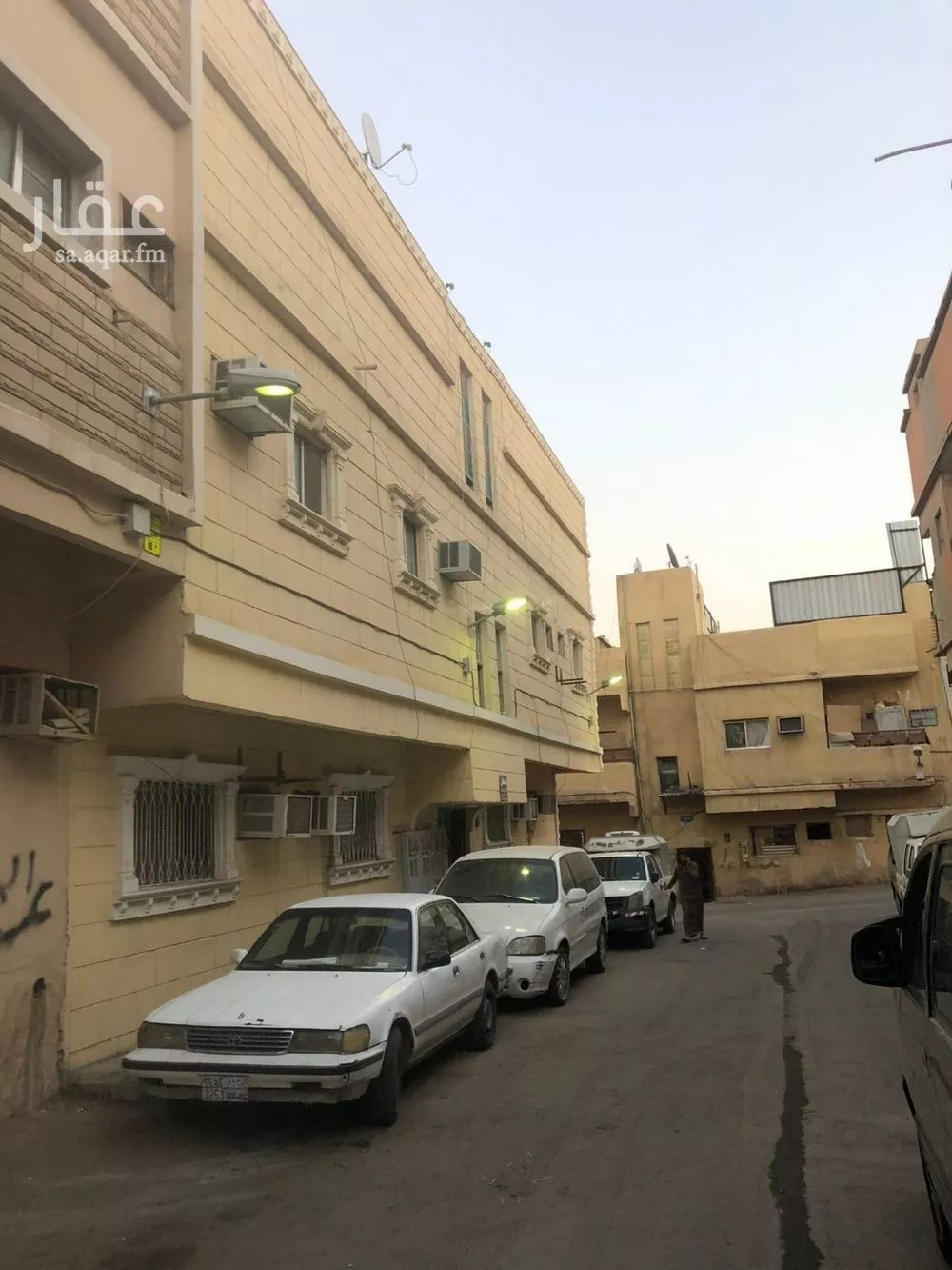 عمارة 270 م² في منفوحة 5