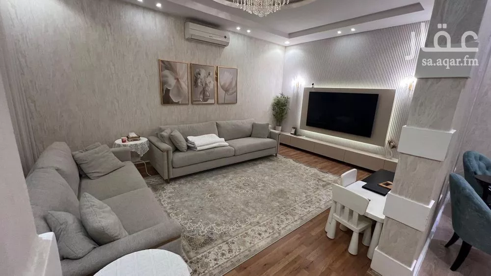 فيلا 14 غرف في العارض 3