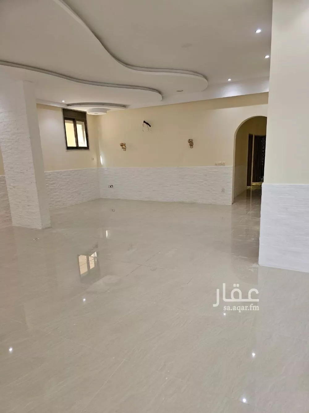 عمارة 769 م² في ابحر الجنوبية 5