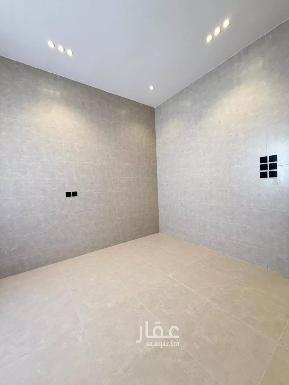 6 bedroom villa in Al Janadriyah 2