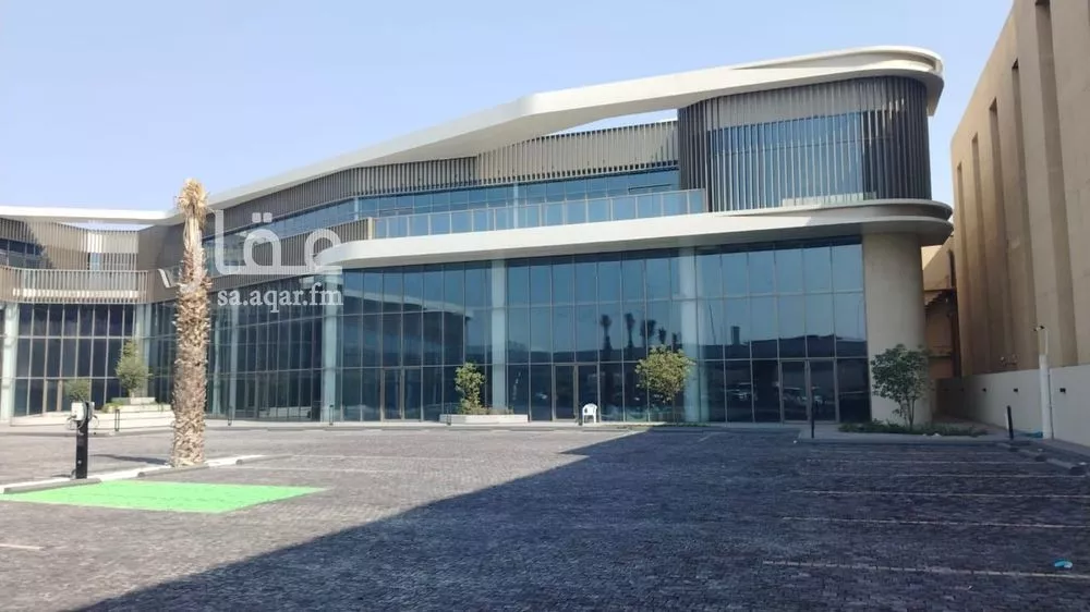 عمارة 26471 م² في المدينة الرياضية 3