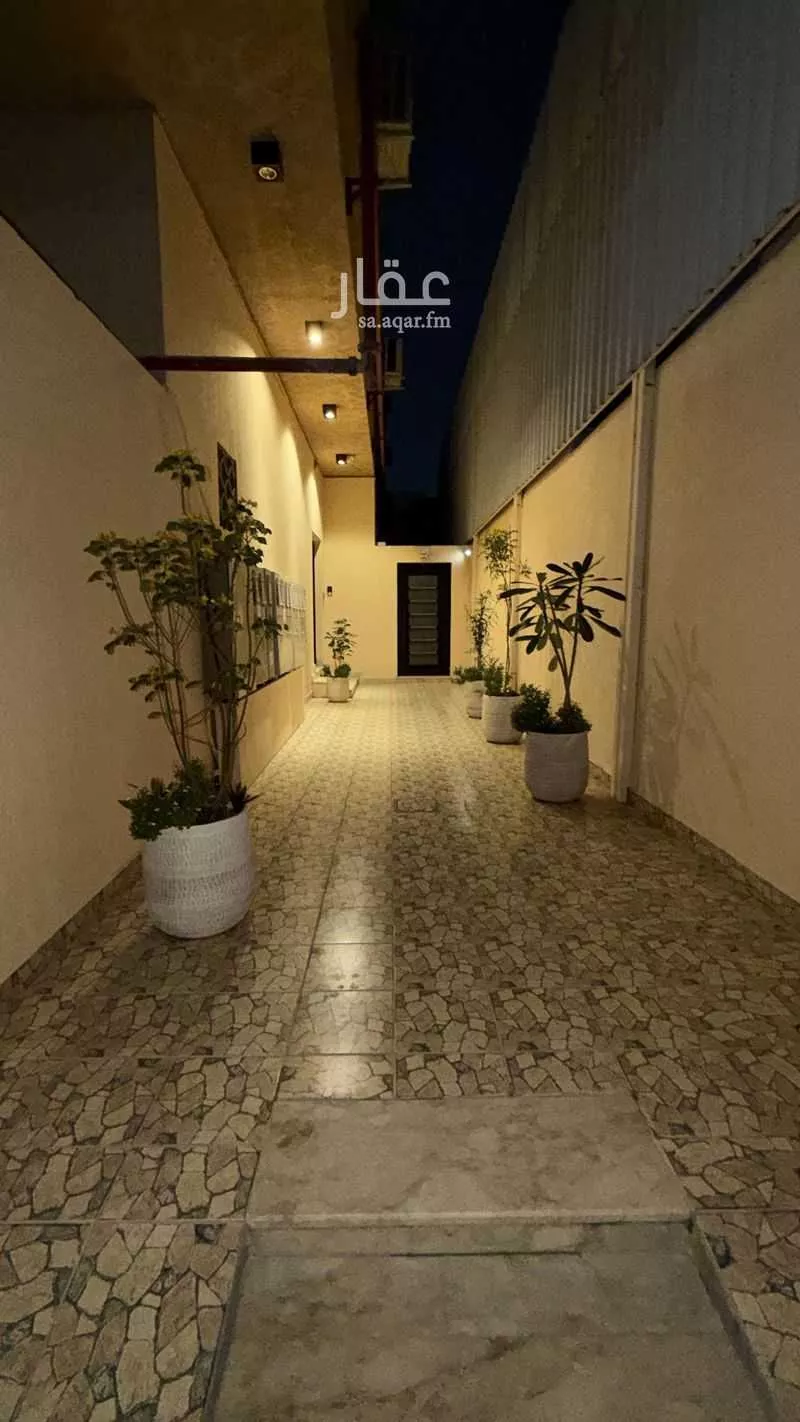 شقة 3 غرف في العقيق 1