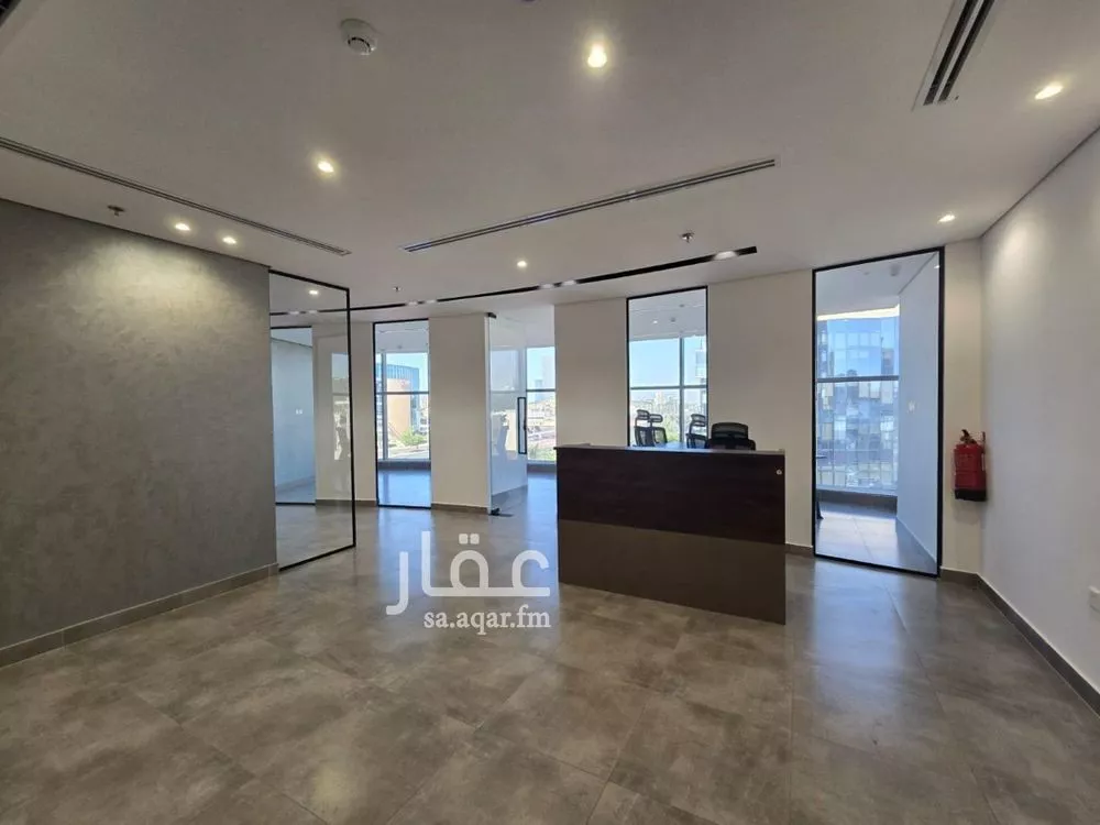 5 bedroom office in Al Zahra, Jeddah 3