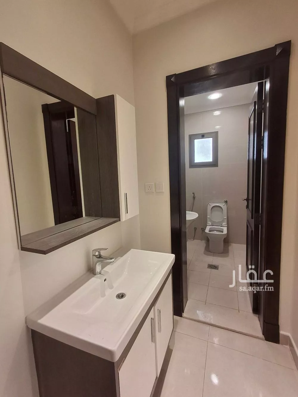 شقة 5 غرف في الزهراء 4