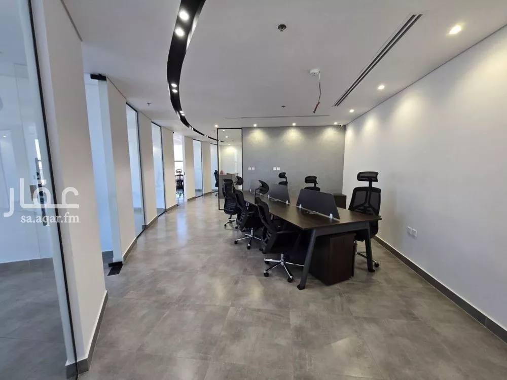 5 bedroom office in Al Zahra, Jeddah 2