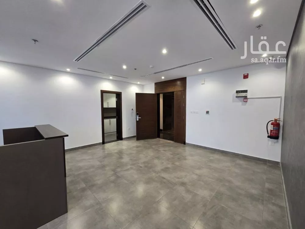 5 bedroom office in Al Zahra, Jeddah 13