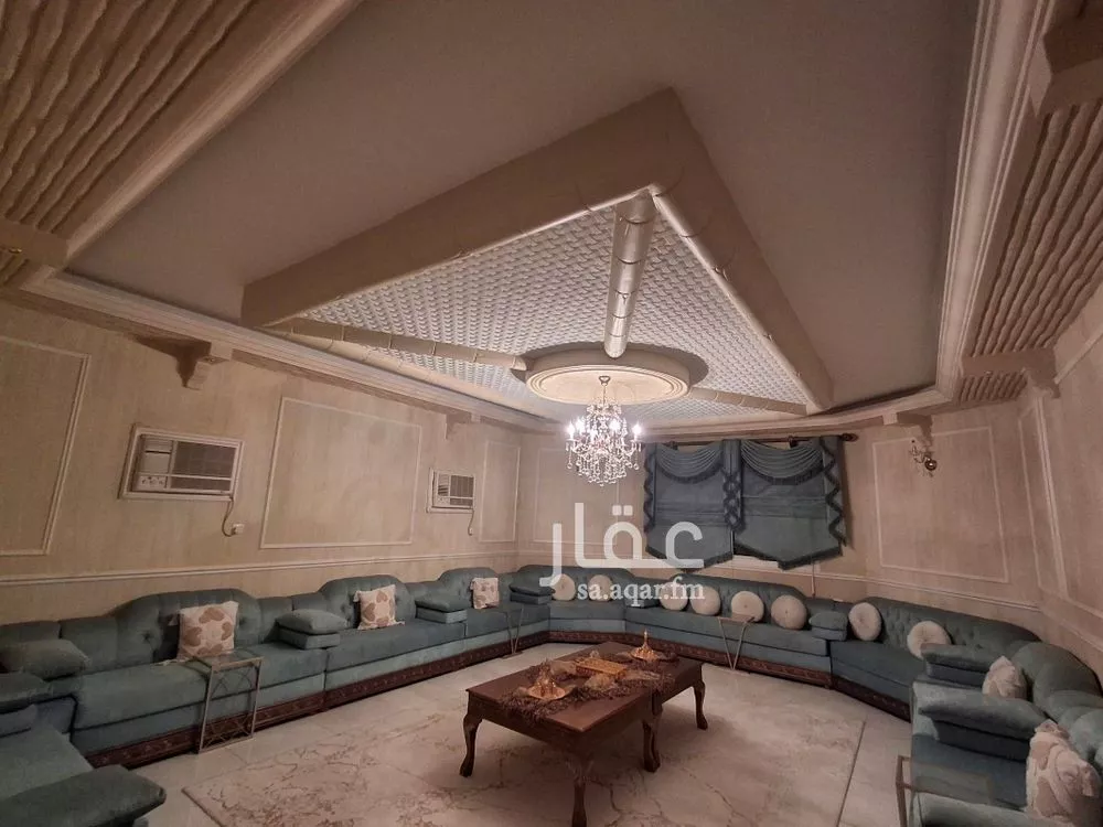 فيلا 7 غرف في السامر 5