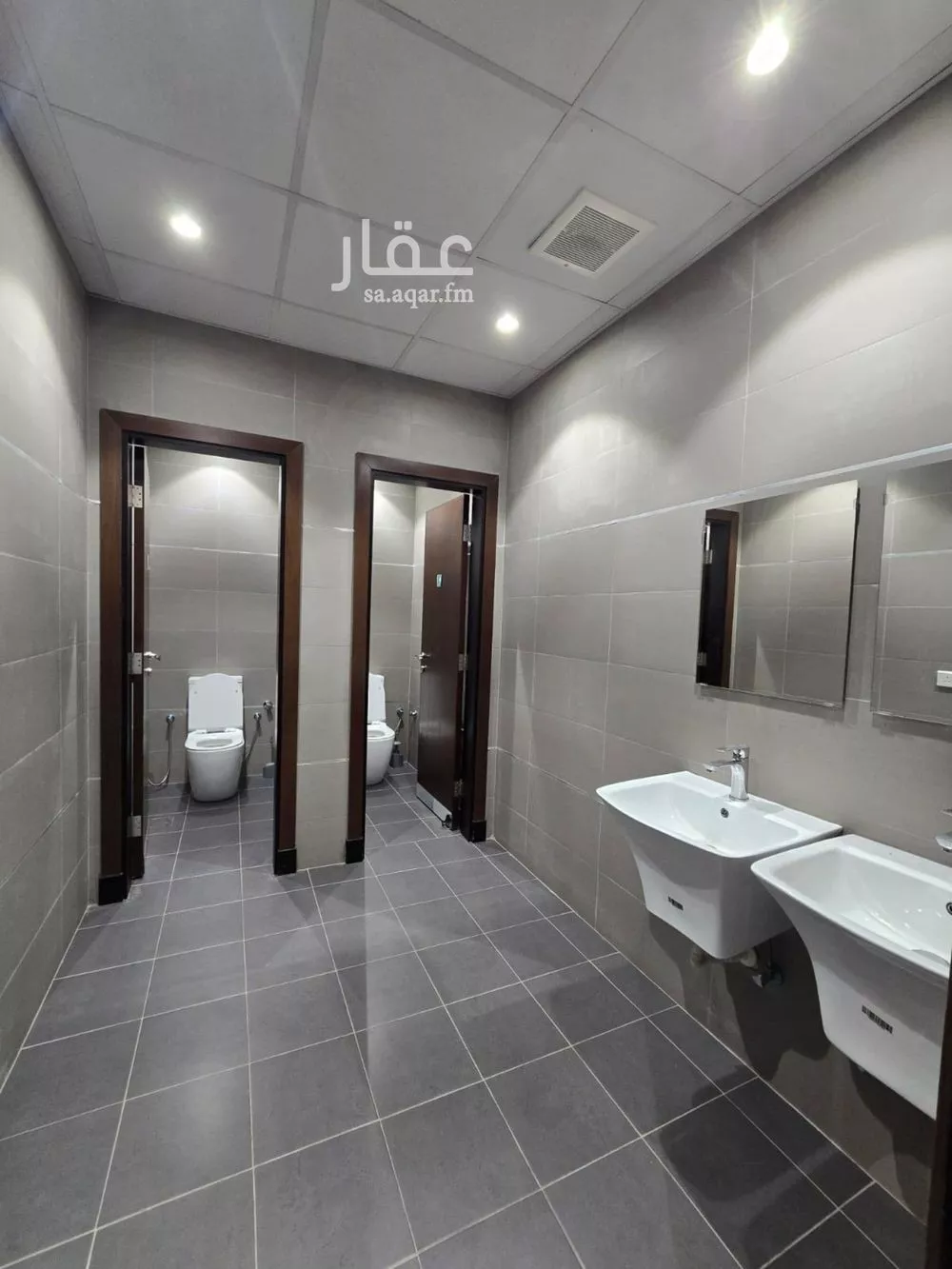 5 bedroom office in Al Zahra, Jeddah 12