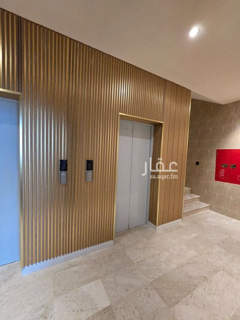 مكتب 550 م² في الروضة 3