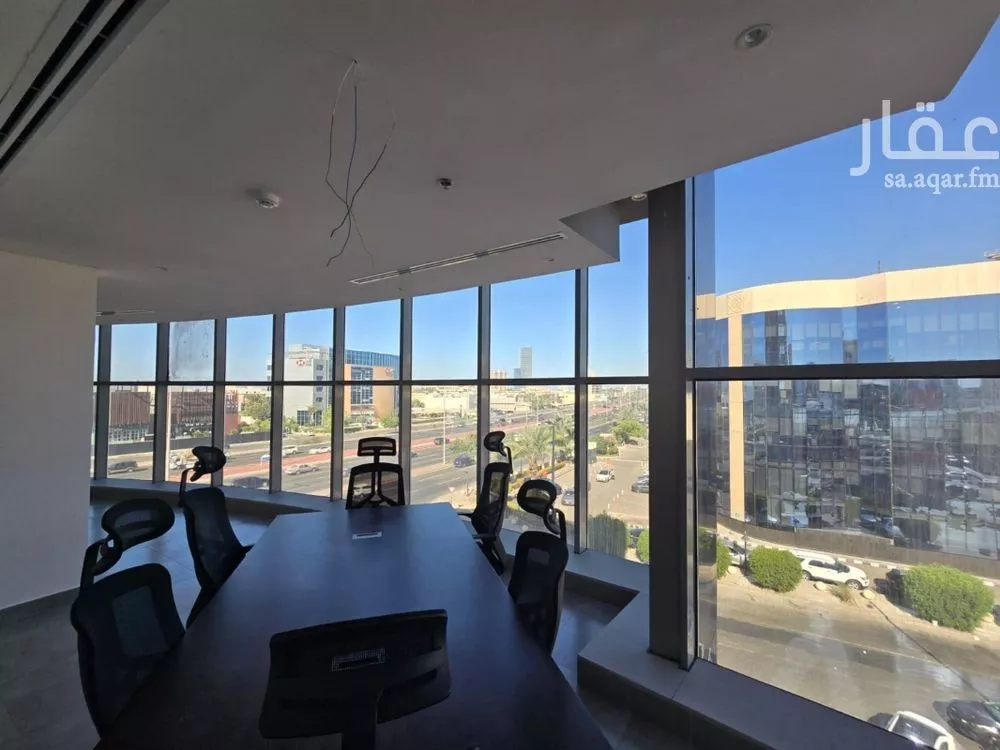 5 bedroom office in Al Zahra, Jeddah 4