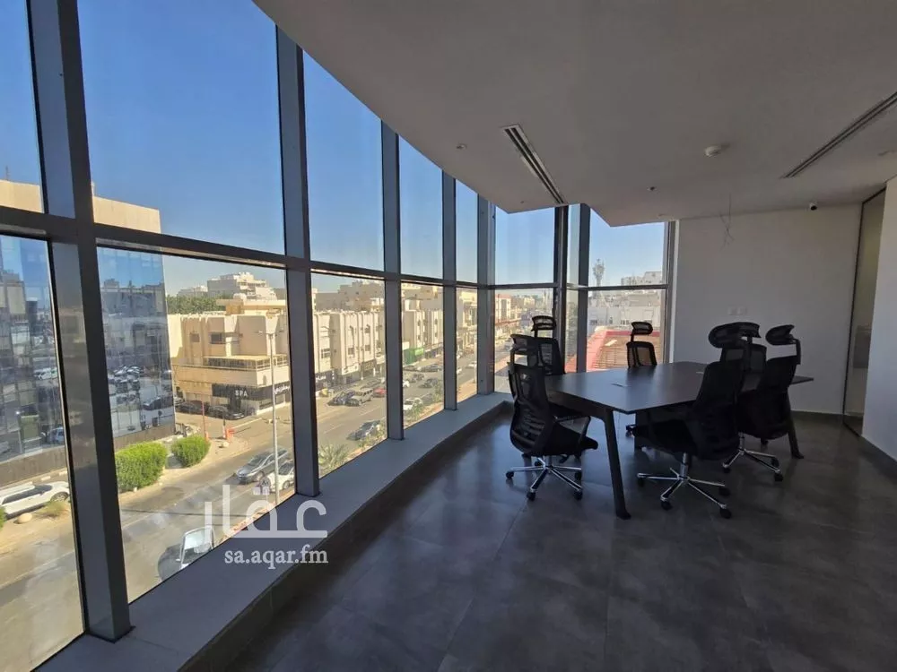 5 bedroom office in Al Zahra, Jeddah 14