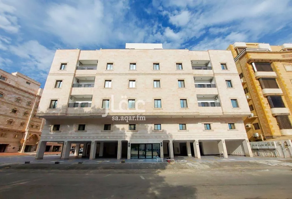 شقة 5 غرف في المروة 1