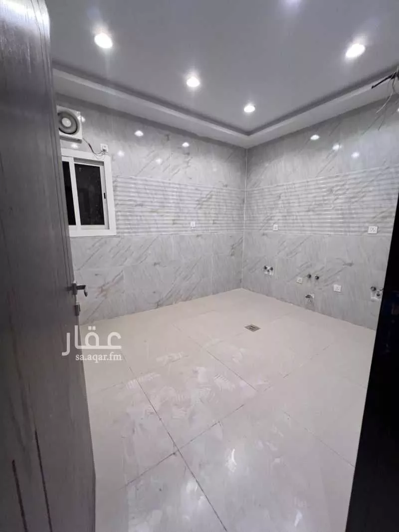 شقة 4 غرف في الواحة 2