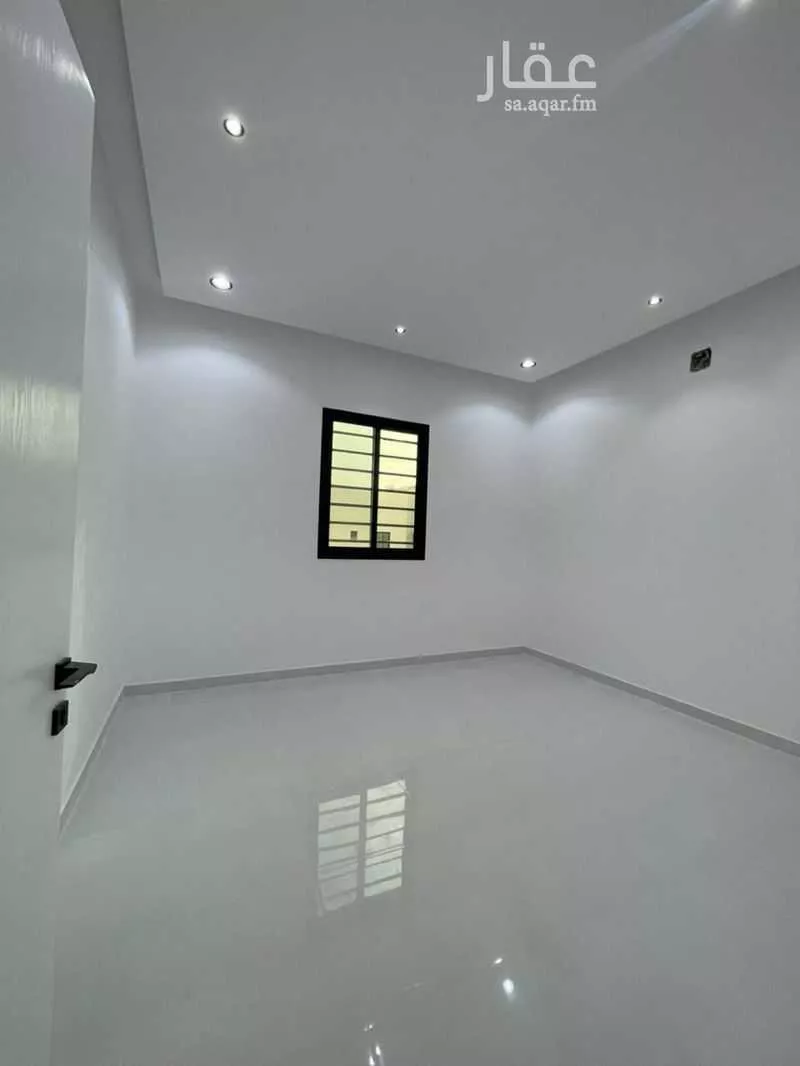 8 bedroom villa in Al Janadriyah 2