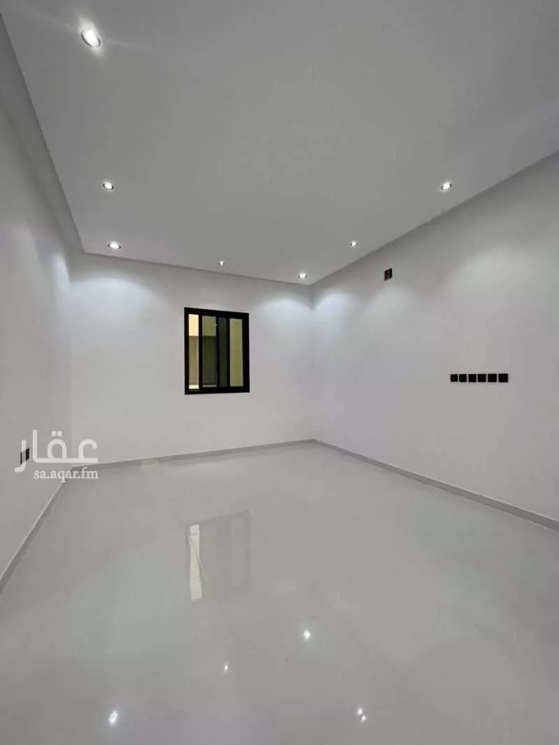 8 bedroom villa in Al Janadriyah 1