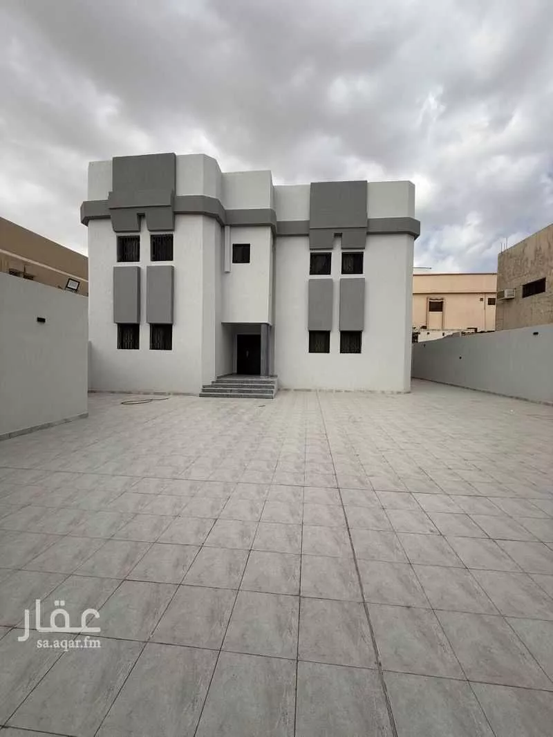 فيلا 12 غرف في بدر 1