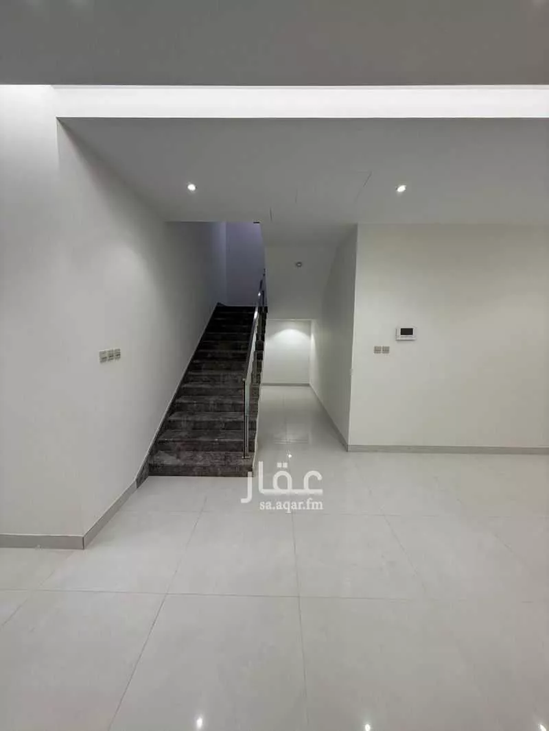 فيلا 9 غرف في النرجس 5