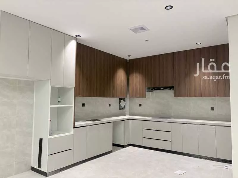 شقة 3 غرف في الحمرا 1