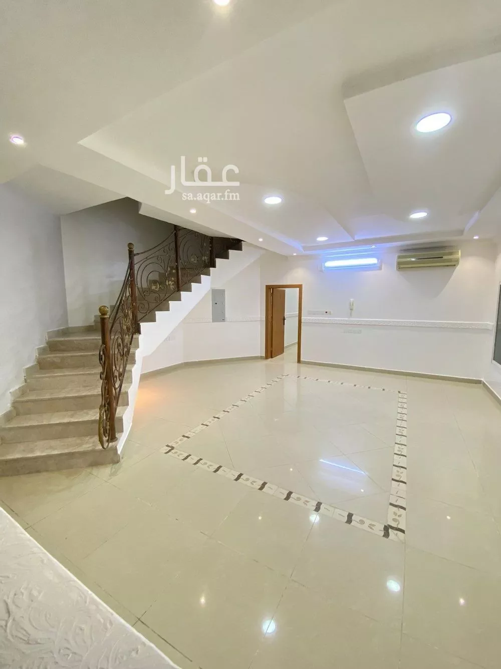 7 bedroom villa in Al Uraija Al Gharbiyah, Riyadh 18