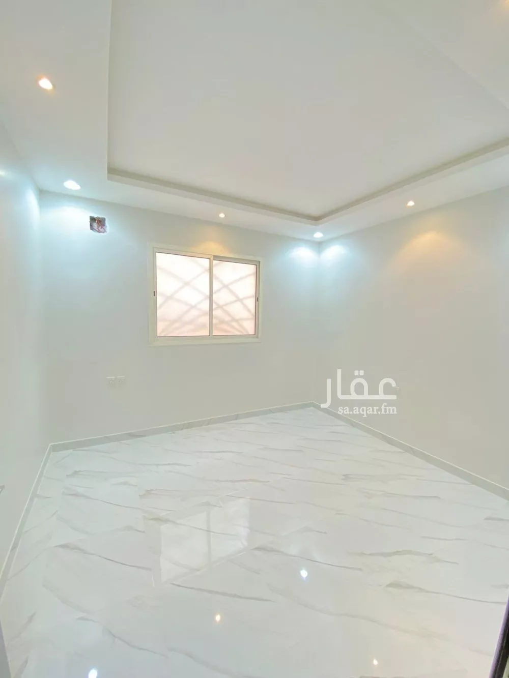 3 bedroom floor in Al Hazm 5