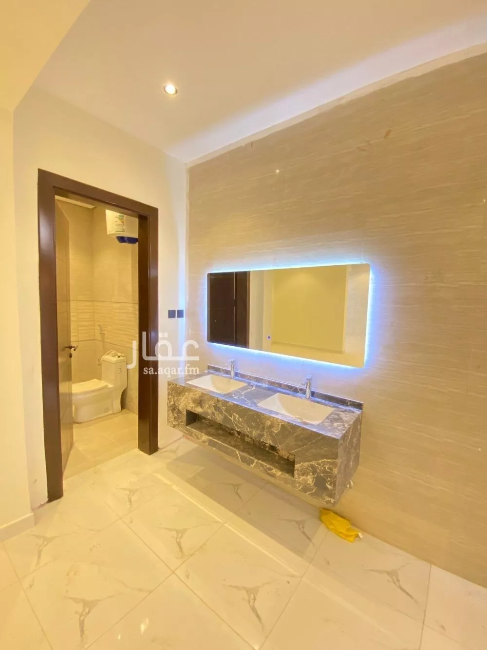 6 bedroom villa in Al Uraija Al Gharbiyah, Riyadh 10