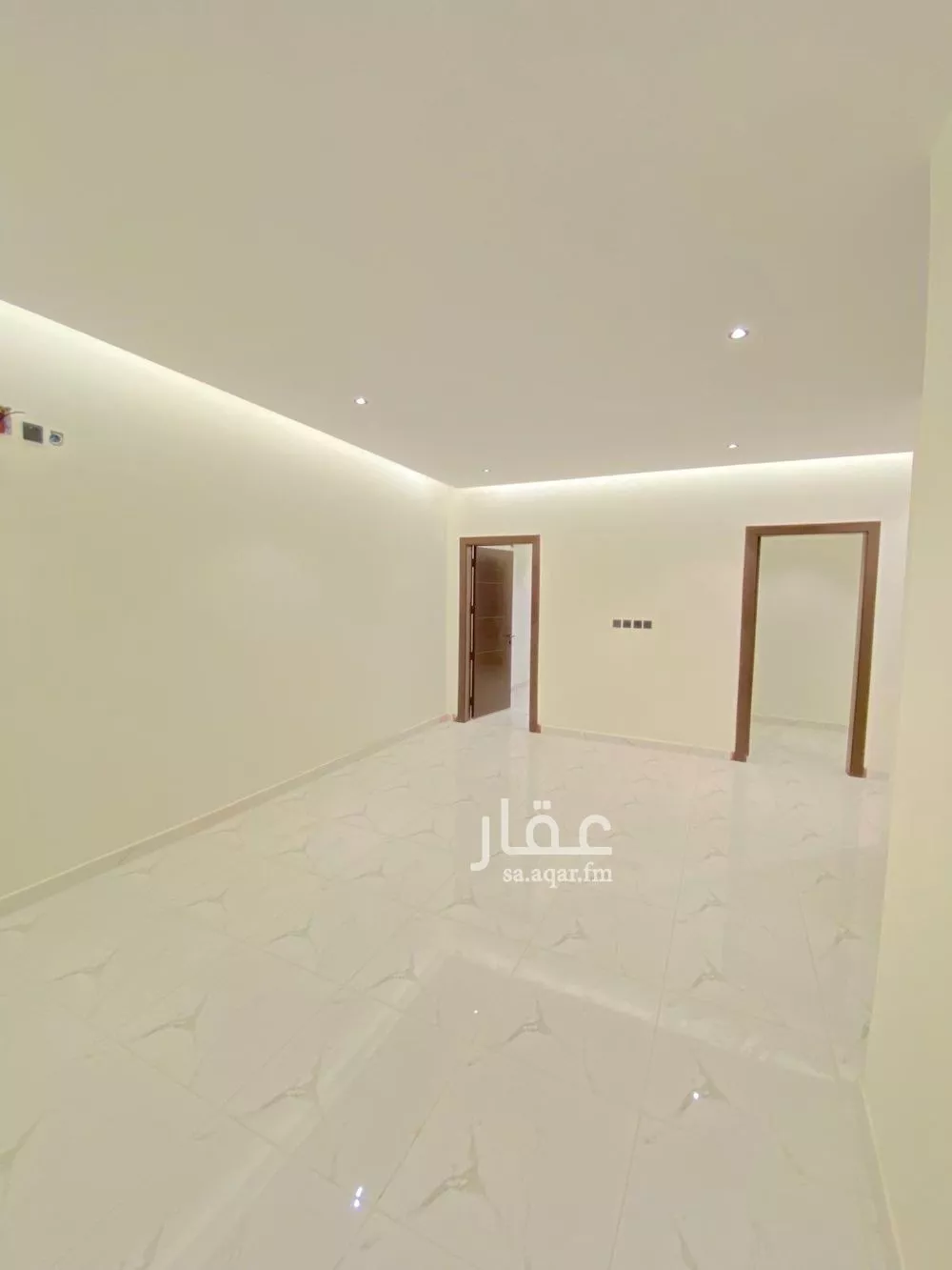 6 bedroom villa in Al Uraija Al Gharbiyah, Riyadh 14