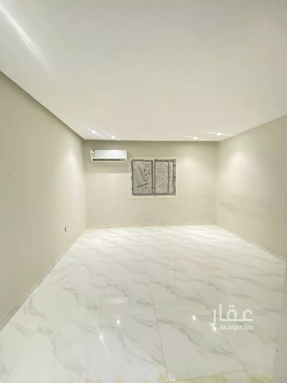 شقة 1 غرف في المغرزات 4