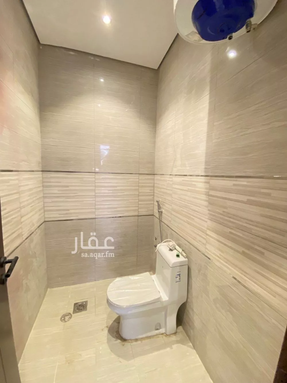 6 bedroom villa in Al Uraija Al Gharbiyah, Riyadh 11