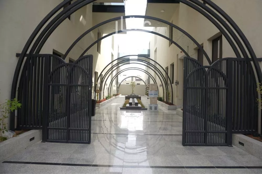 شقة 6 غرف في النرجس 2