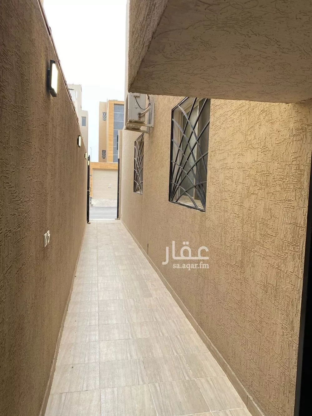 3 bedroom floor in Al Hazm 3