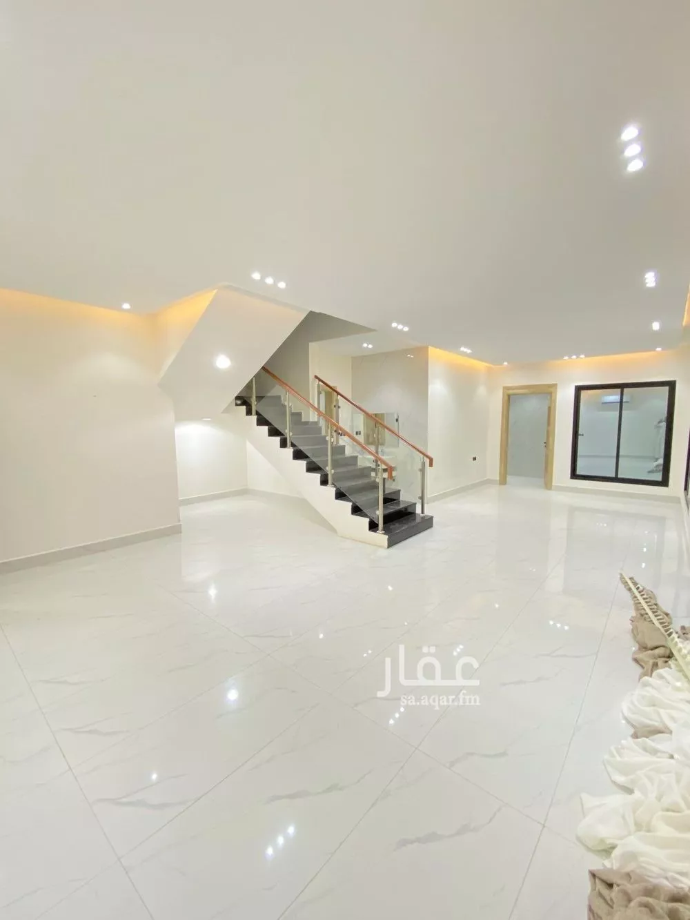 6 bedroom villa in Al Uraija Al Gharbiyah, Riyadh 8