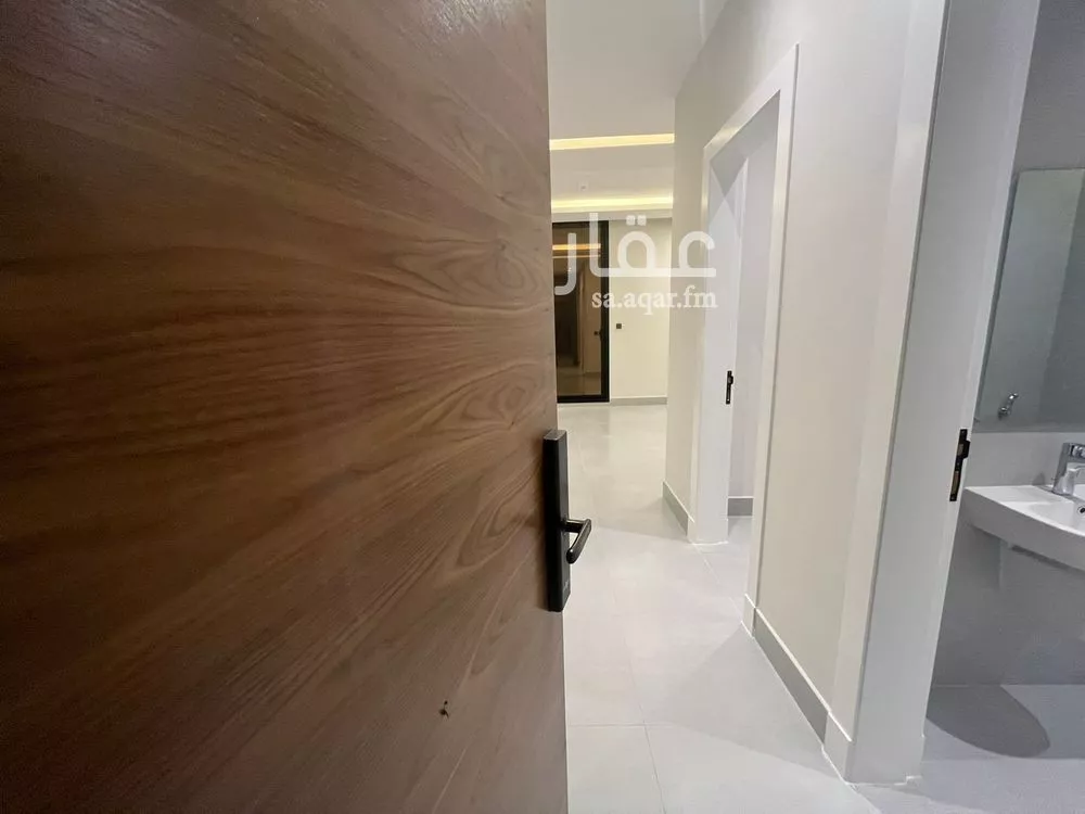 شقة 5 غرف في النرجس 2