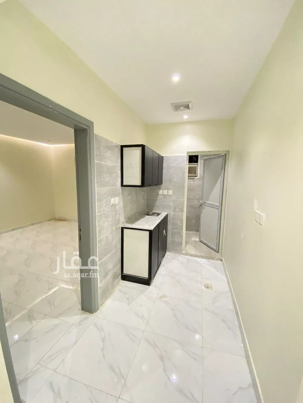 1 bedroom apartment in As Suwaidi Al Gharabi 5