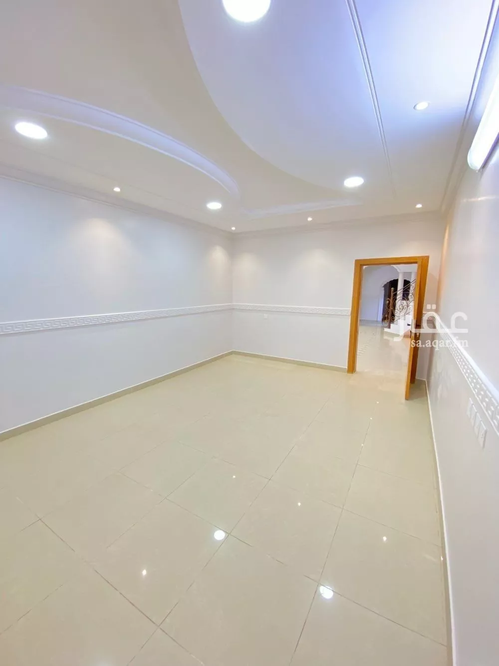 7 bedroom villa in Al Uraija Al Gharbiyah, Riyadh 14