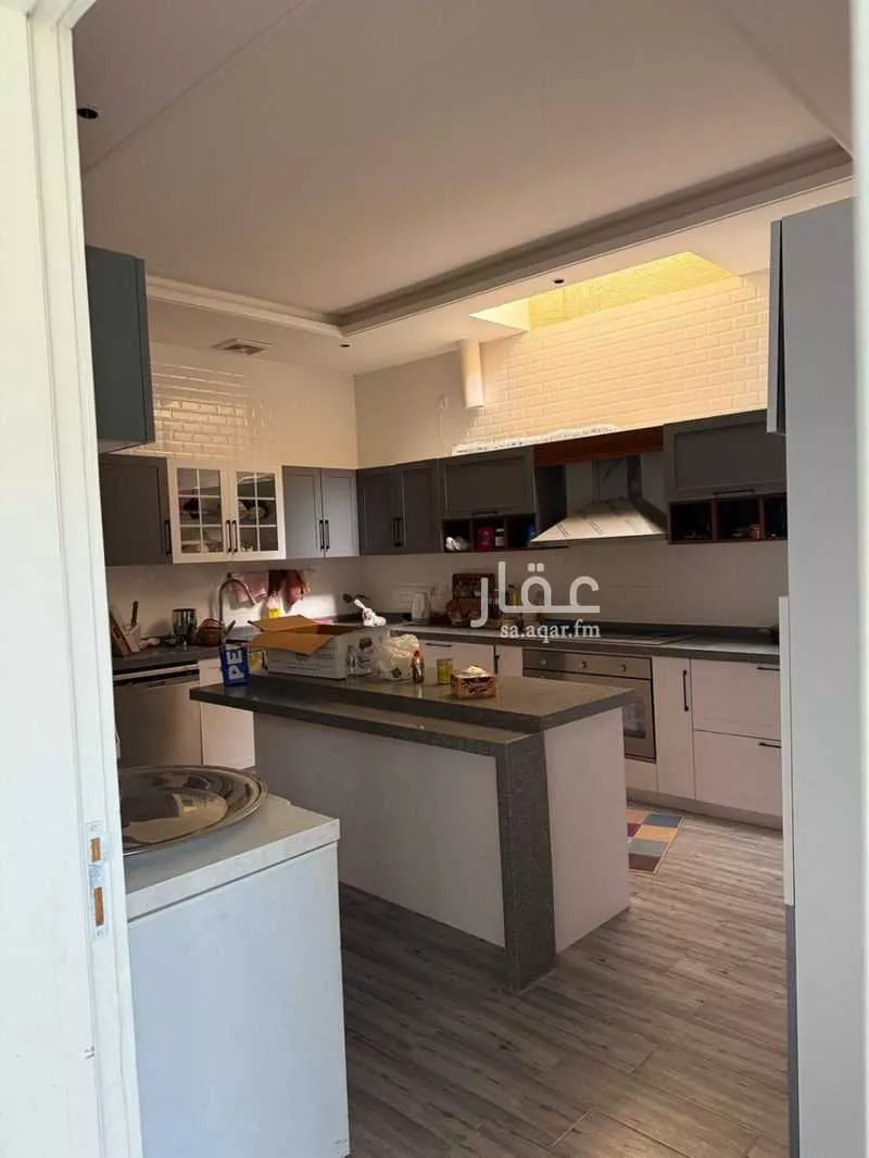 فيلا 5 غرف في عكاظ 4