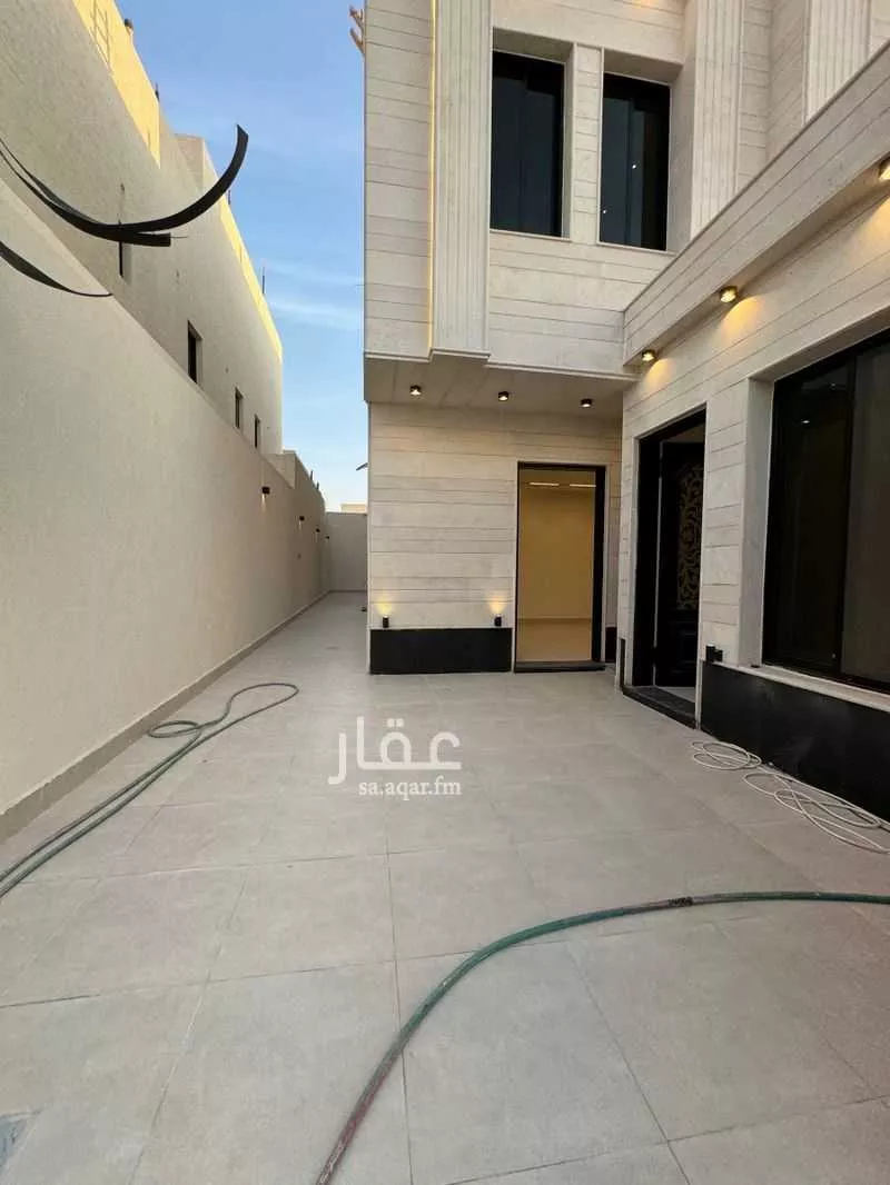 6 bedroom floor in Taibah 2