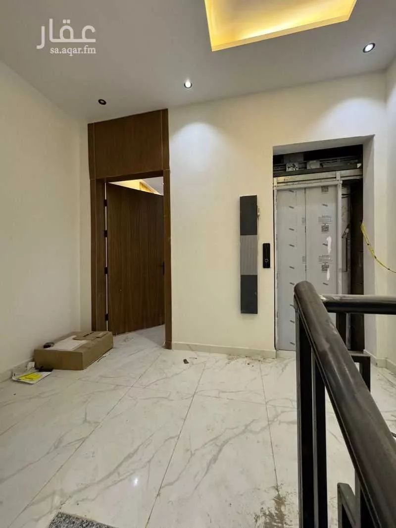 5 bedroom floor in Badr 2