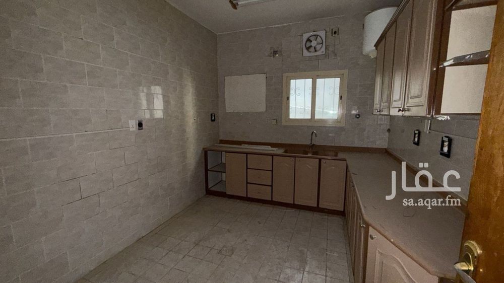 4 bedroom apartment in Al Bandariyah, Eastern Province 4