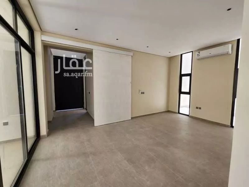 فيلا 5 غرف في الرمال 3